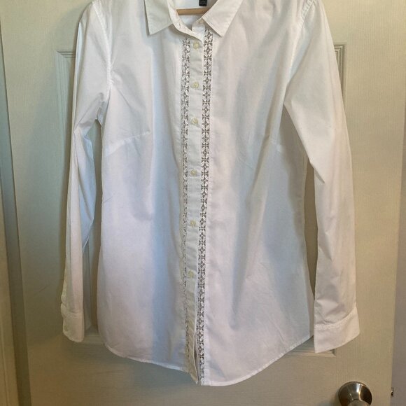 Banana Republic White Tailored Fit Blouse - EUC - Picture 9 of 10